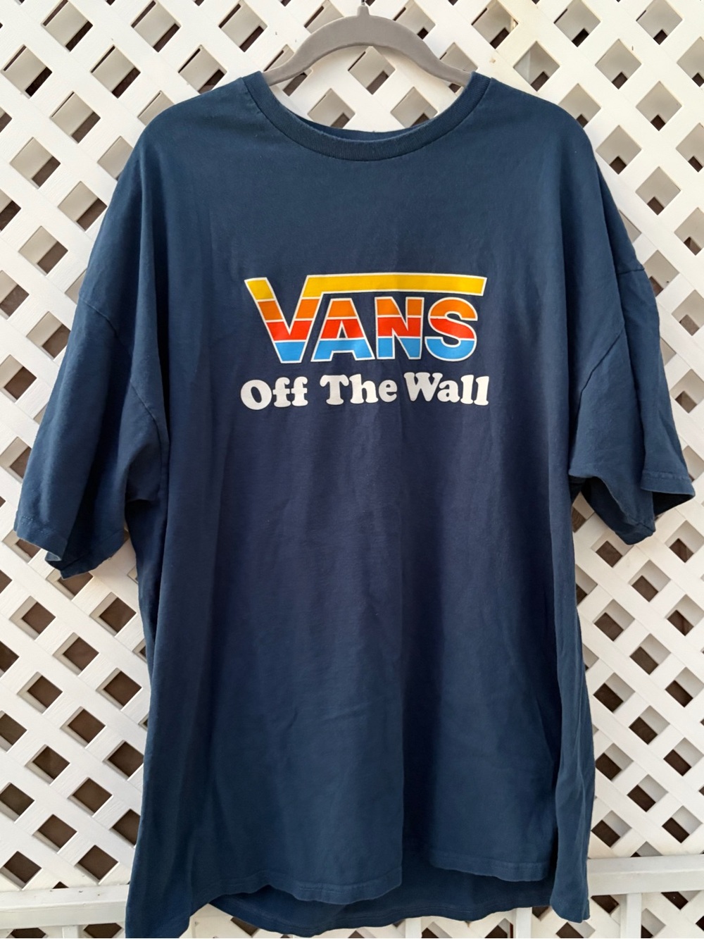 Vintage Vans Men's Navy 'Off The Wall' Logo Tee